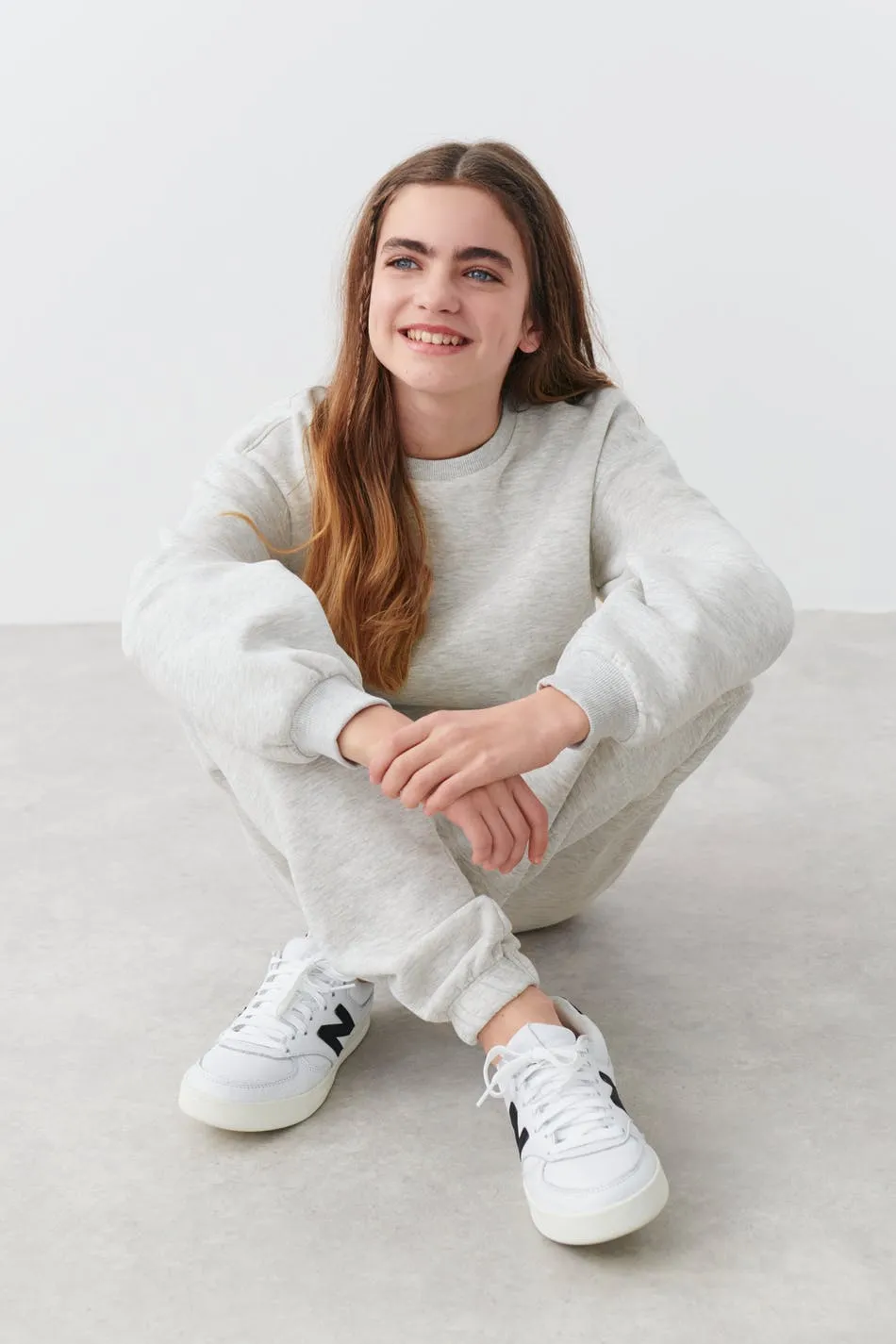 Y solid sweater